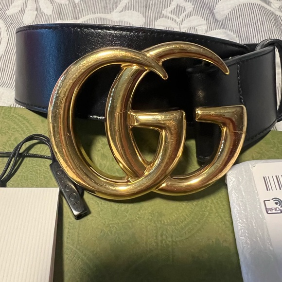 Gucci Black and Gold Belt with Interlocking G Buckle - Picture 1 of 8